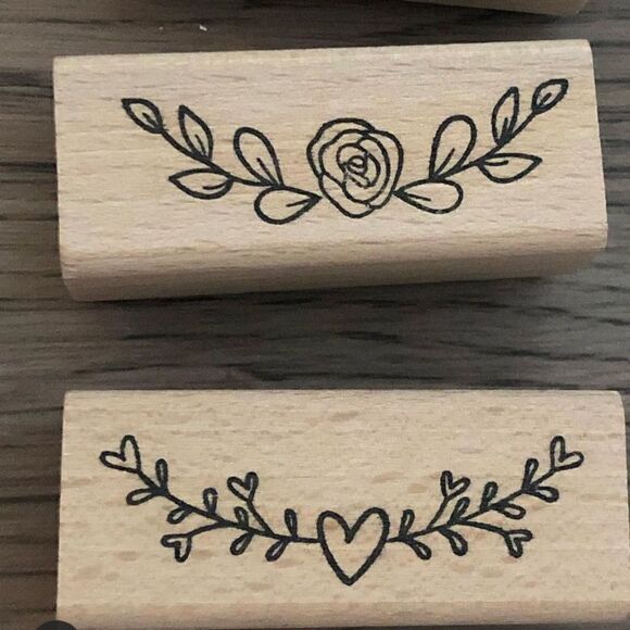Rubber stamp Nikkidotti brand roses or heart design - Picture 3 of 7
